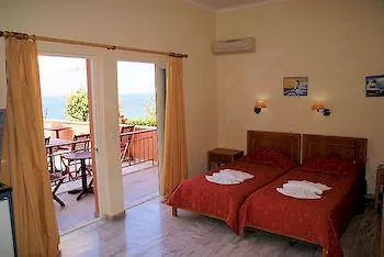 Kanakis Blue Beach Apartments Petres  Griechenland